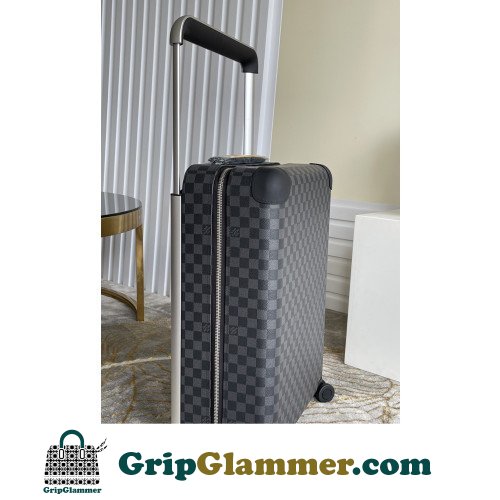 Louis Vuitton Travel Bag - Image 4