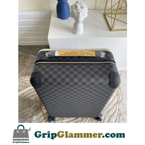 Louis Vuitton Travel Bag - Image 8