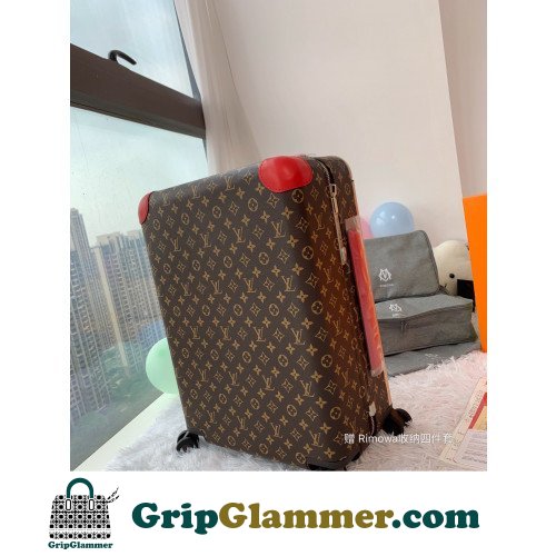 Louis Vuitton Travel Bag - Image 7