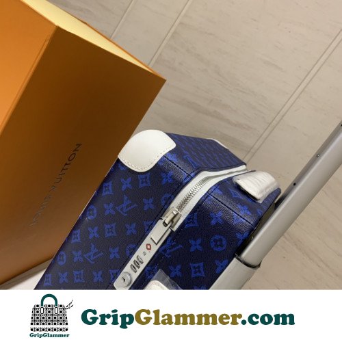 Louis Vuitton Travel Bag - Image 2