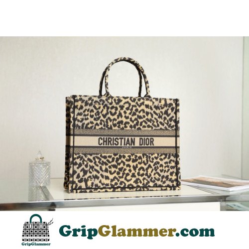 Dior Book Tote Large 42cm - Image 3