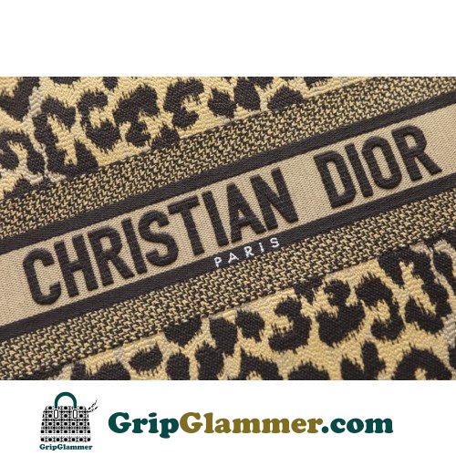 Dior Book Tote Large 42cm - Image 5