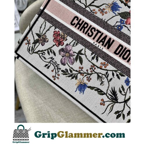 Dior Book Tote Large 42cm - Image 2