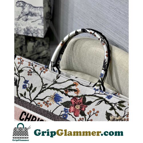 Dior Book Tote Large 42cm - Image 6