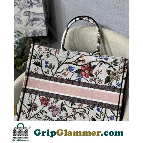 Dior Book Tote Large 42cm - Image 9