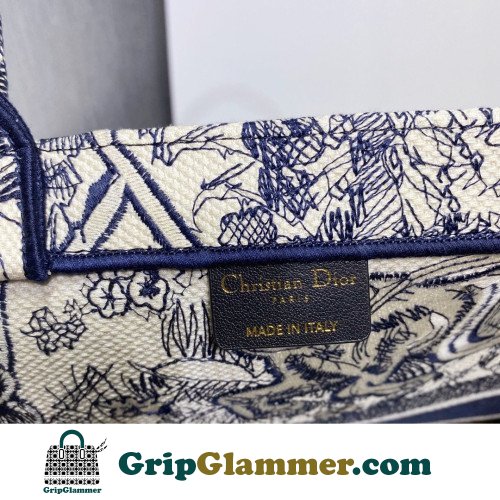 Dior Book Tote Large 42cm - Image 6