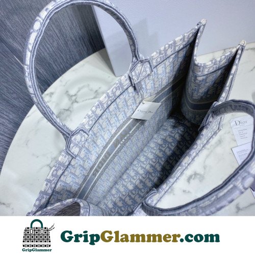 Dior Book Tote Large 42cm - Image 6