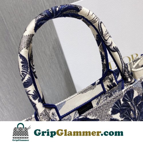 Dior Book Tote Large 42cm - Image 6