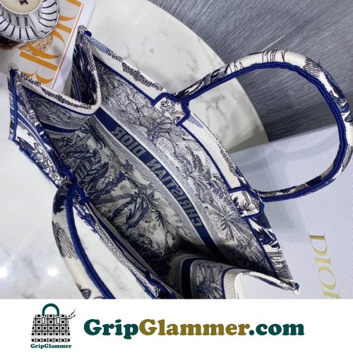 Dior Book Tote Large 42cm - Image 7