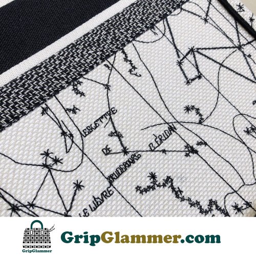 Dior Book Tote Large 42cm - Image 5