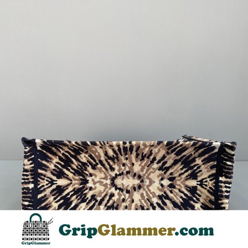 Dior Book Tote Large 42cm - Image 6