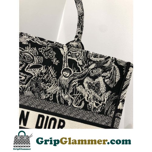 Dior Book Tote Large 42cm - Image 2