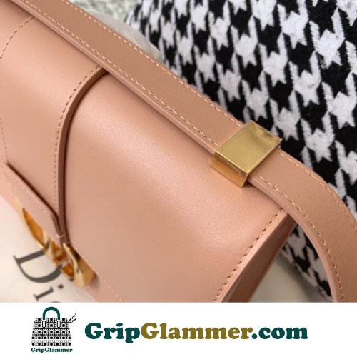 Dior Montaigne - Image 4