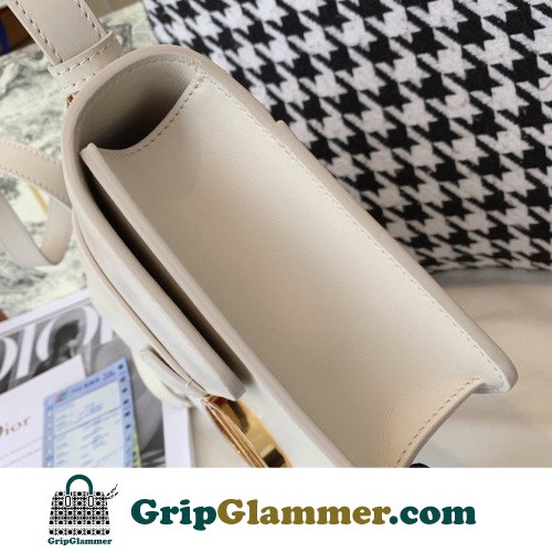 Dior Montaigne - Image 3