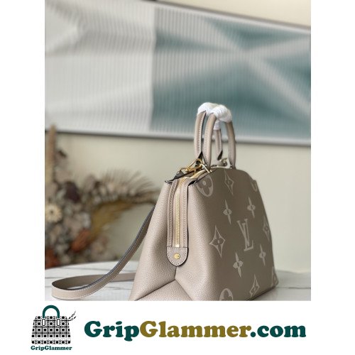 Louis Vuitton Tote - Image 8