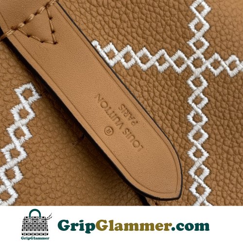 Louis Vuitton Neone - Image 4