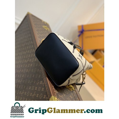 Louis Vuitton Neone - Image 8