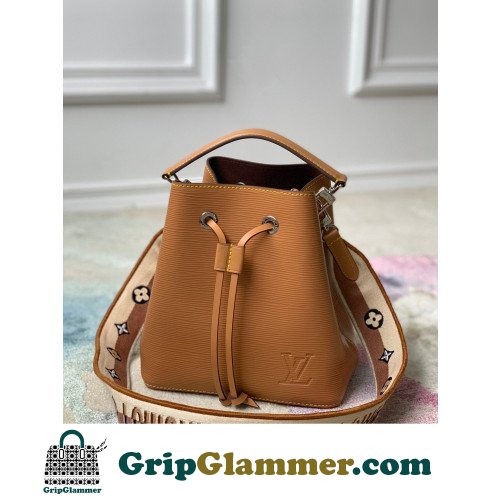 Louis Vuitton Neone - Image 6