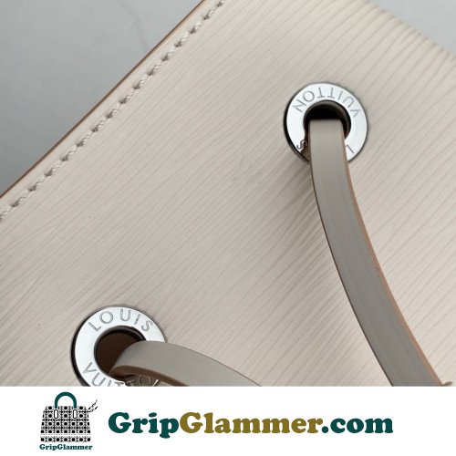 Louis Vuitton Neone - Image 5