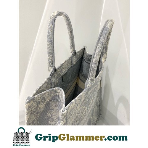 Dior Book Tote Large 42cm - Image 5