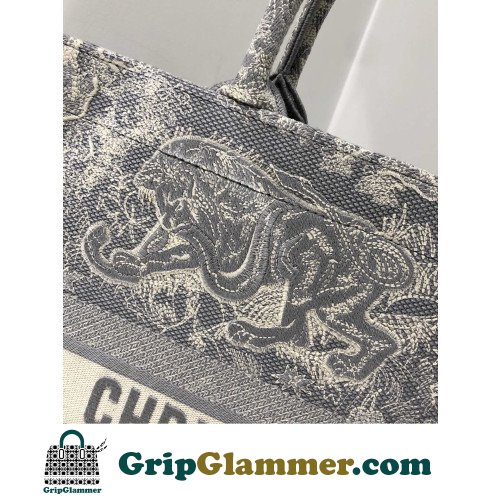 Dior Book Tote Large 42cm - Image 6