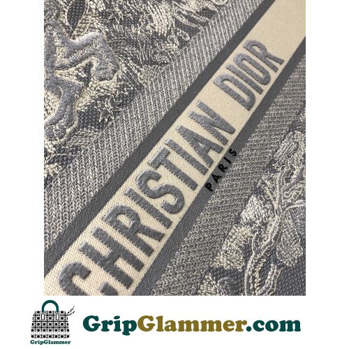 Dior Book Tote Large 42cm - Image 9