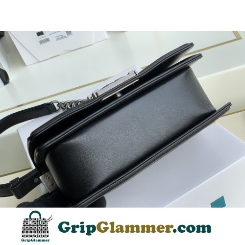 Chanel Boy Bag Lambskin 20cm Small Lushentic AAAAA grade replica - Image 3