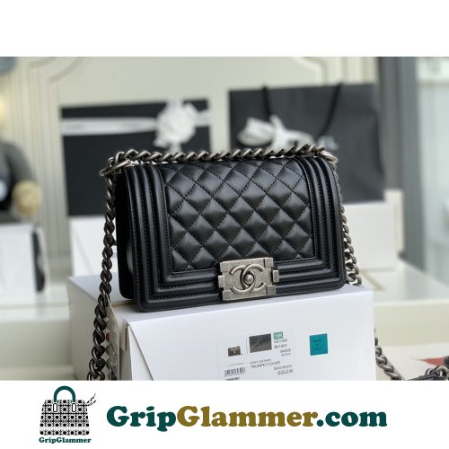Chanel Boy Bag Lambskin 20cm Small Lushentic AAAAA grade replica - Image 7