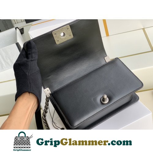 Chanel Boy Bag Lambskin 20cm Small Lushentic AAAAA grade replica - Image 8