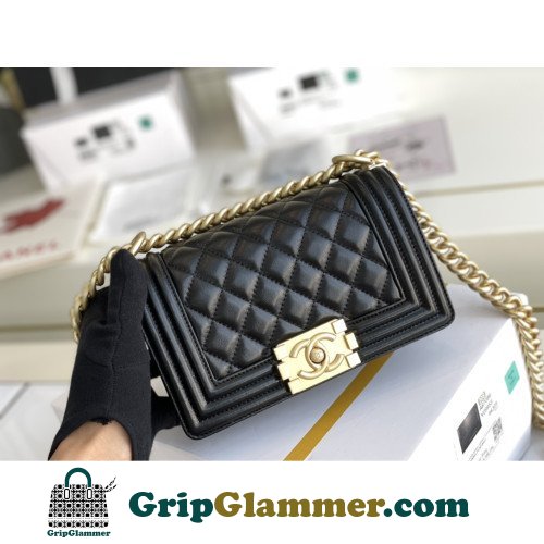 Chanel Boy Bag Lambskin 20cm Small Lushentic AAAAA grade replica - Image 2