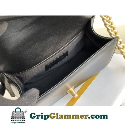 Chanel Boy Bag Lambskin 20cm Small Lushentic AAAAA grade replica - Image 6