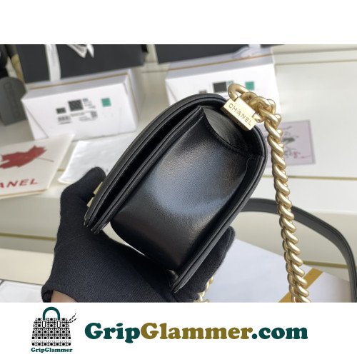 Chanel Boy Bag Lambskin 20cm Small Lushentic AAAAA grade replica - Image 8