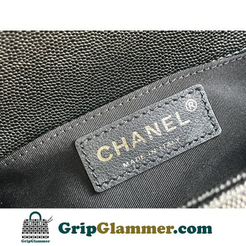 Chanel Boy Bag Caviar 20cm Small Lushentic AAAAA grade replica - Image 4