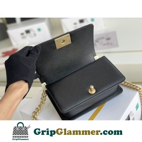 Chanel Boy Bag Caviar 20cm Small Lushentic AAAAA grade replica - Image 9