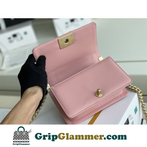 Chanel Boy Bag Caviar 20cm Small Lushentic AAAAA grade replica - Image 5