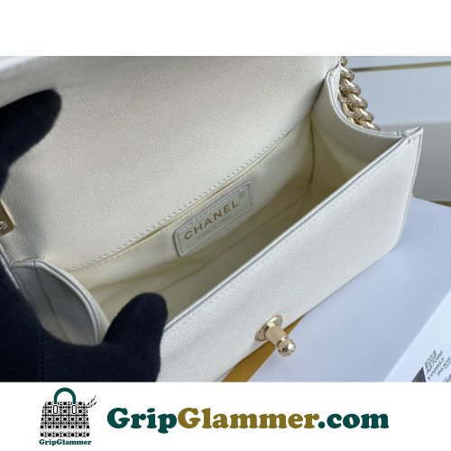 Chanel Boy Bag Caviar 20cm Small Lushentic AAAAA grade replica - Image 2