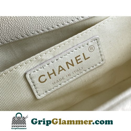 Chanel Boy Bag Caviar 20cm Small Lushentic AAAAA grade replica - Image 3