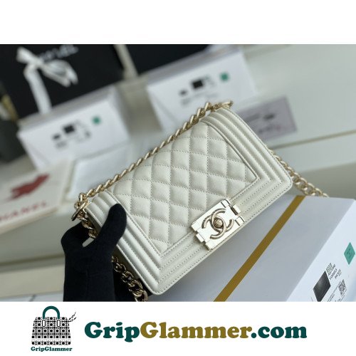 Chanel Boy Bag Caviar 20cm Small Lushentic AAAAA grade replica - Image 9
