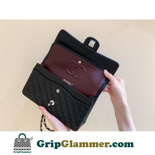 Chanel Flap Bag 25cm (Medium) - Image 4