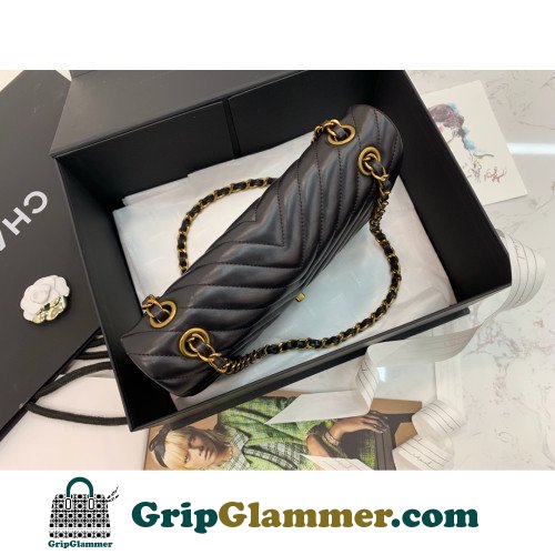 Chanel Flap Bag 25cm (Medium) - Image 3