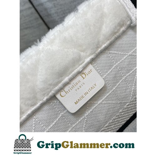 Dior Book Tote Medium 36cm - Image 2