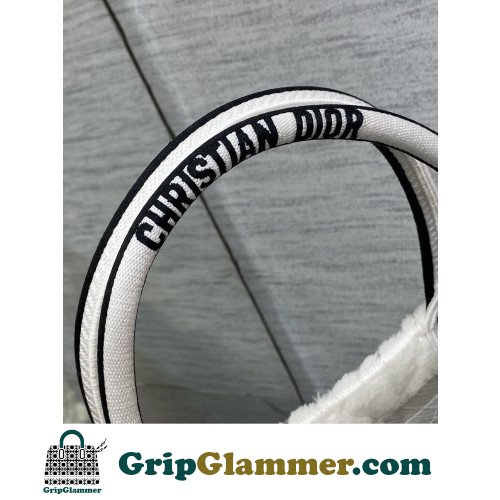 Dior Book Tote Medium 36cm - Image 4