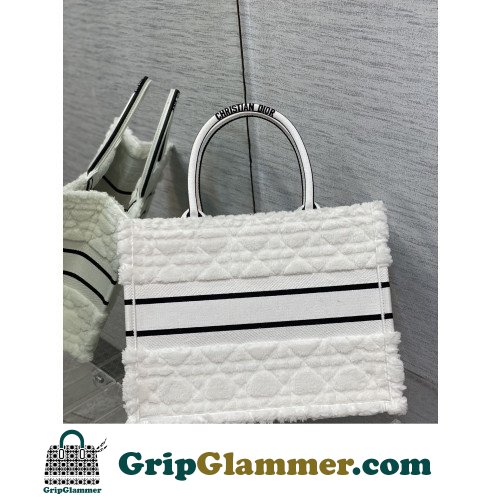 Dior Book Tote Medium 36cm - Image 5