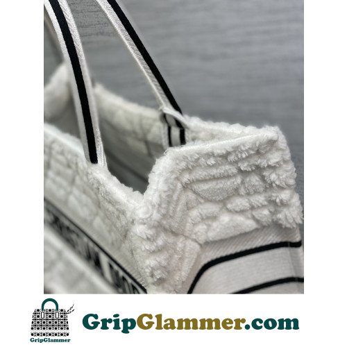 Dior Book Tote Medium 36cm - Image 7