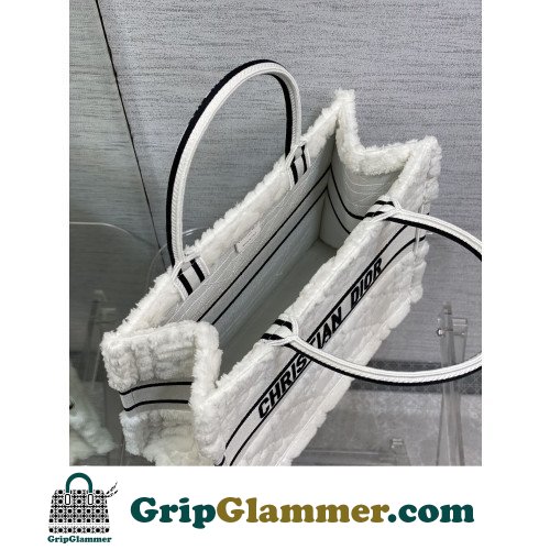 Dior Book Tote Medium 36cm - Image 9