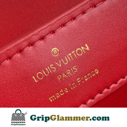 Louis Vuitton Capucines - Image 5