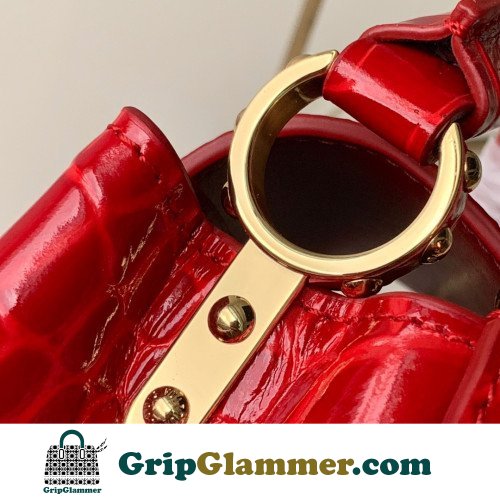 Louis Vuitton Capucines - Image 9