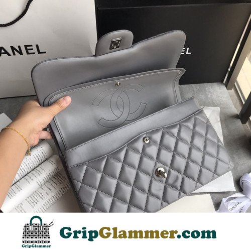 Chanel Flap Bag 30cm (Jumbo) - Image 3