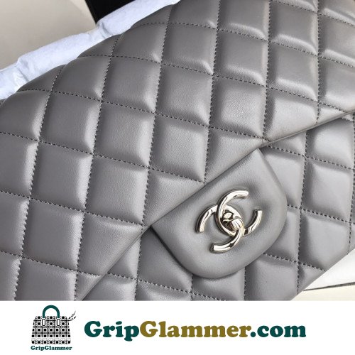 Chanel Flap Bag 30cm (Jumbo) - Image 8