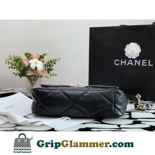 Chanel 19 Bag - Image 3